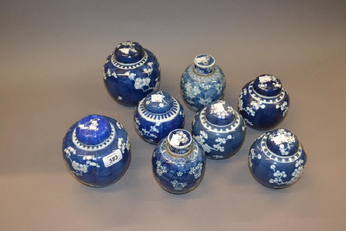 Pair of Chinese baluster form ginger jars with covers (1 of 1)