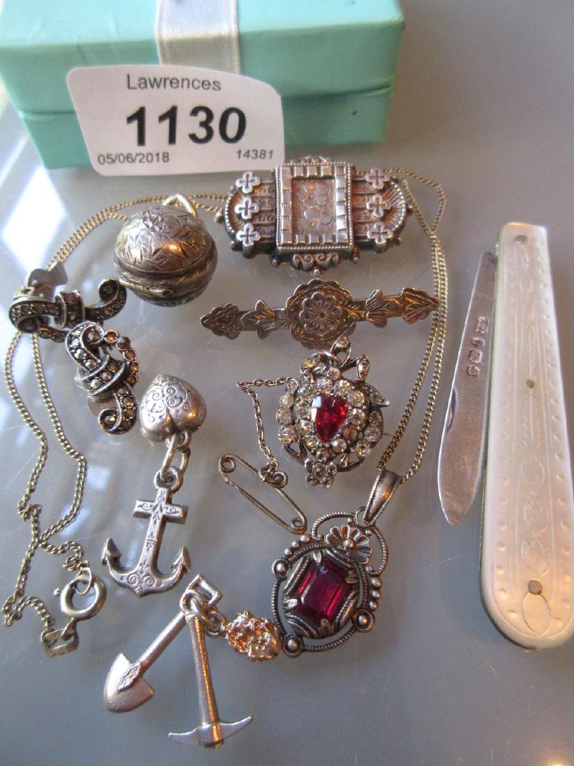 Silver bladed mother of pearl handled folding fruit (1 of 1)