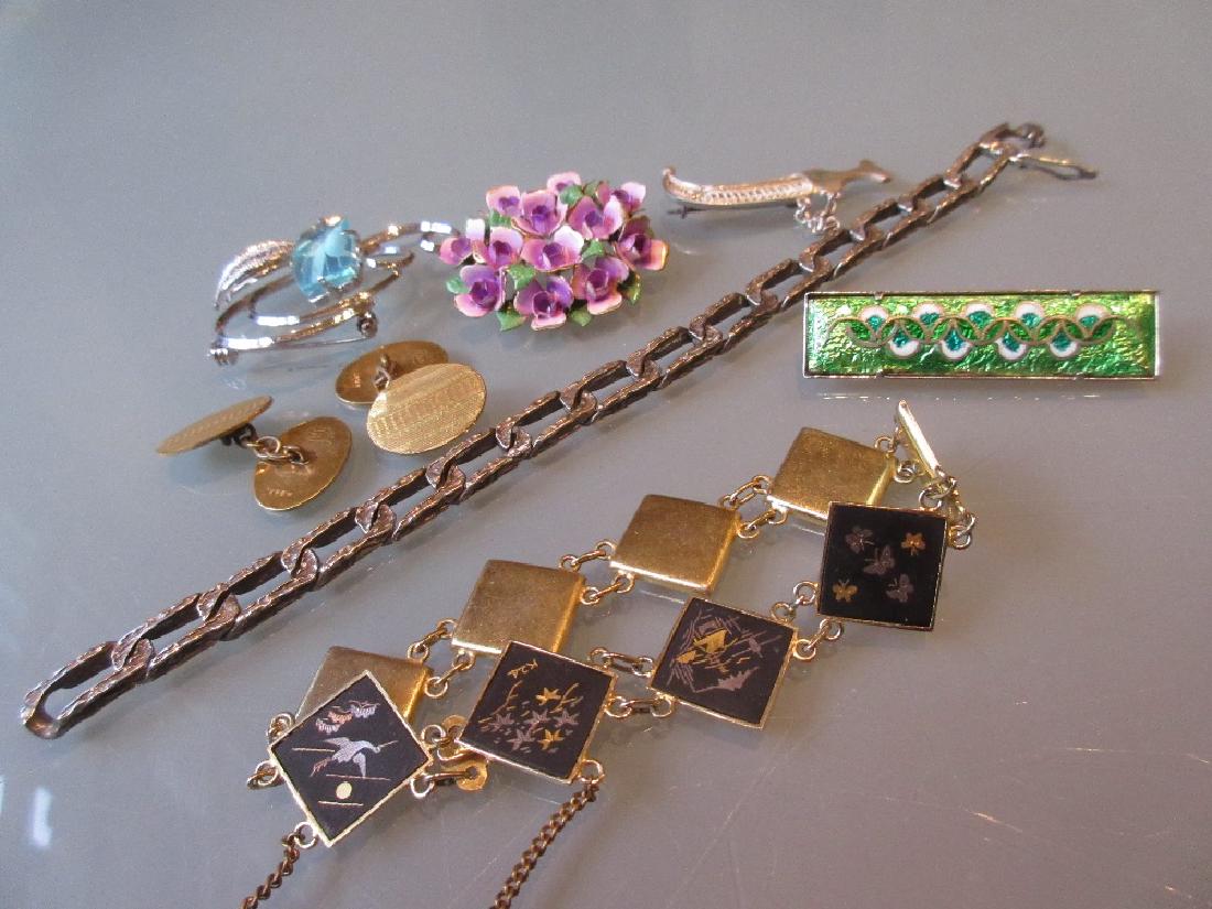 Rectangular enamel decorated brooch, Japanese enamel (1 of 1)