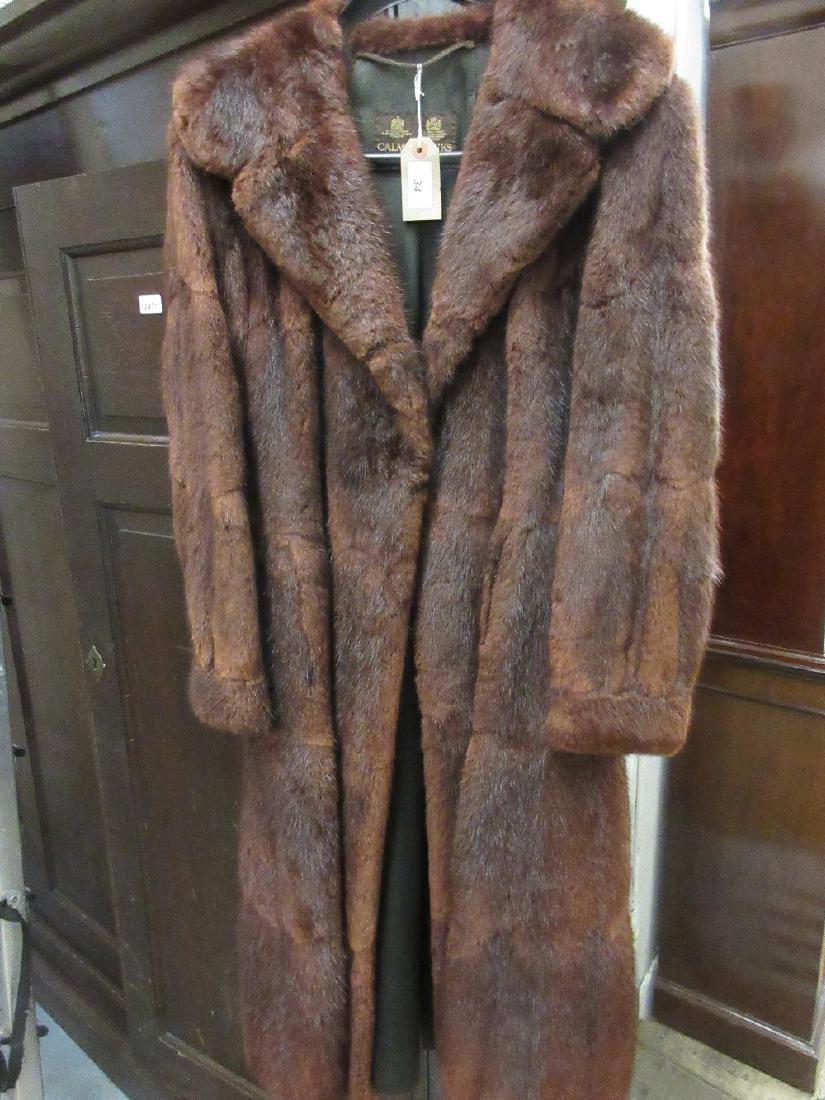 Ladies three quarter length mid brown fur coat by: Ladies three quarter length mid brown fur coat by Calman Links, London