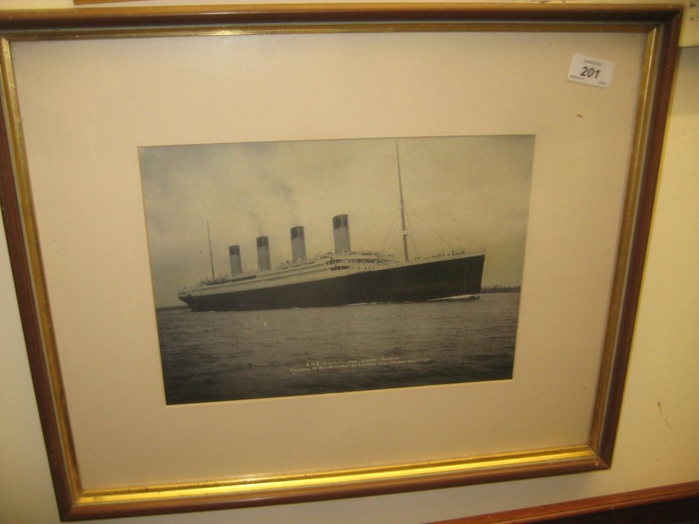 Framed photographic print of R.M.S. Titanic (1 of 1)