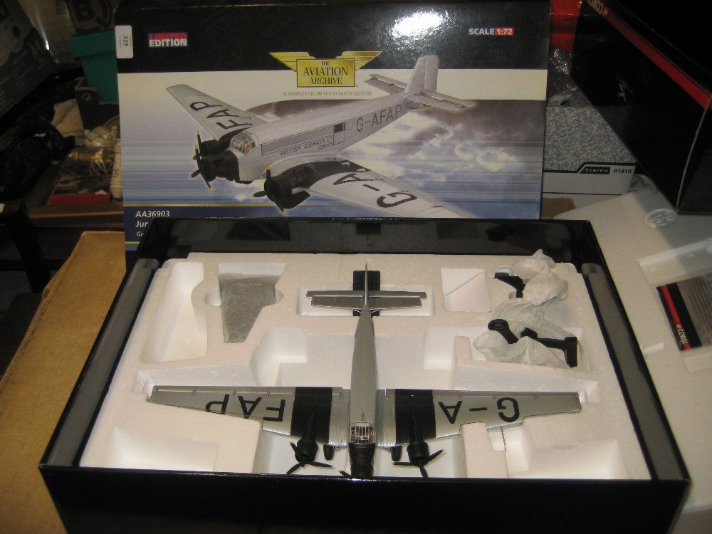 Corgi die-cast metal scale model of a British Airways (1 of 1)