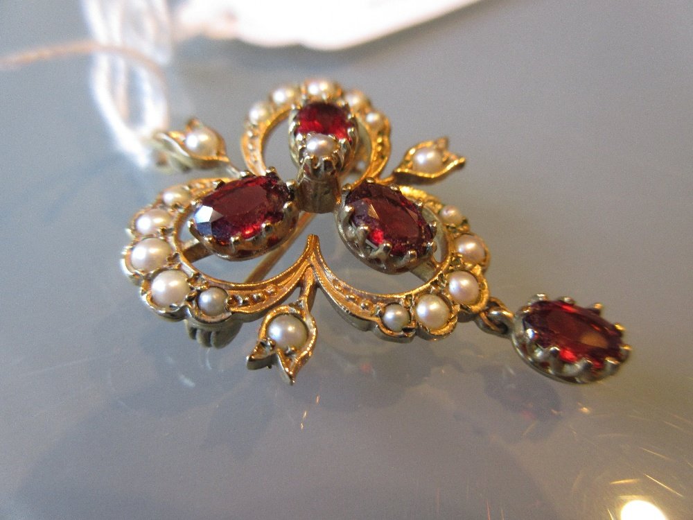 9ct Gold garnet and seed pearl set pendant / brooch (1 of 1)