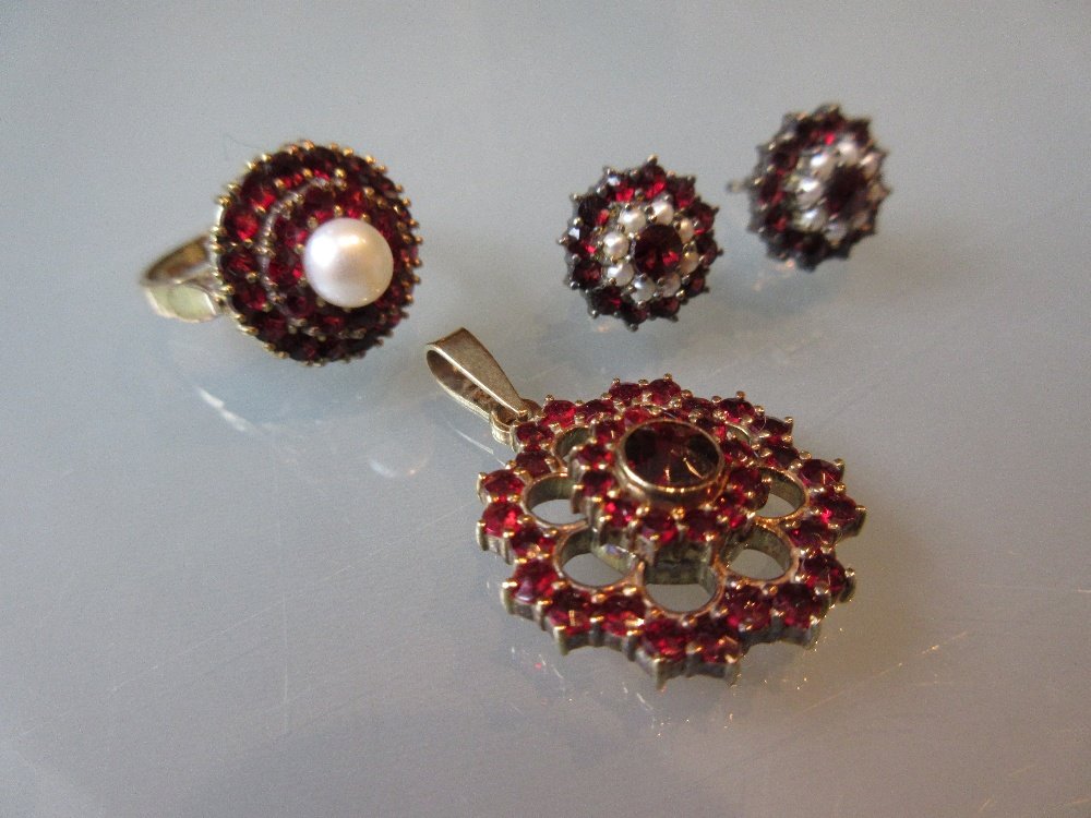 14ct Gold garnet set ring, similar pendant and earrings (1 of 1)
