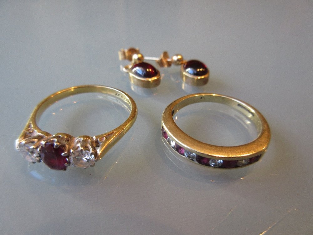 18ct Yellow gold ruby and diamond set ring, an 18ct (1 of 1)