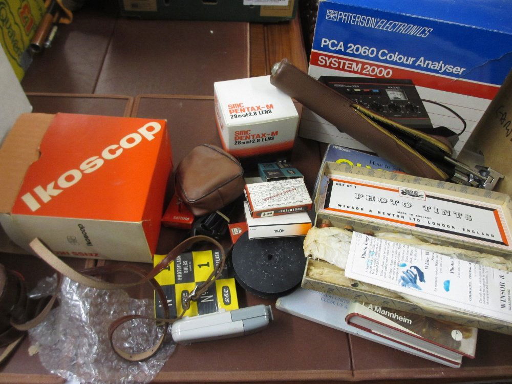 Leica R3 SLR camera body, Leica R close-up bellows, two (1 of 1)