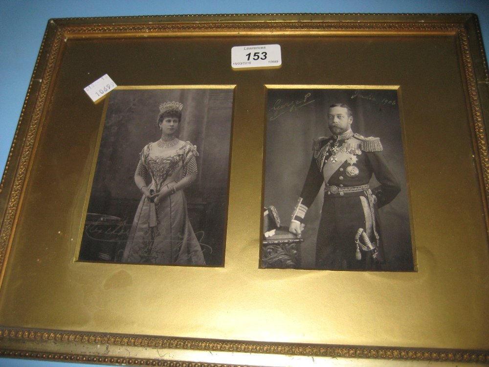 Pair of framed black and white photographs, portraits (1 of 1)
