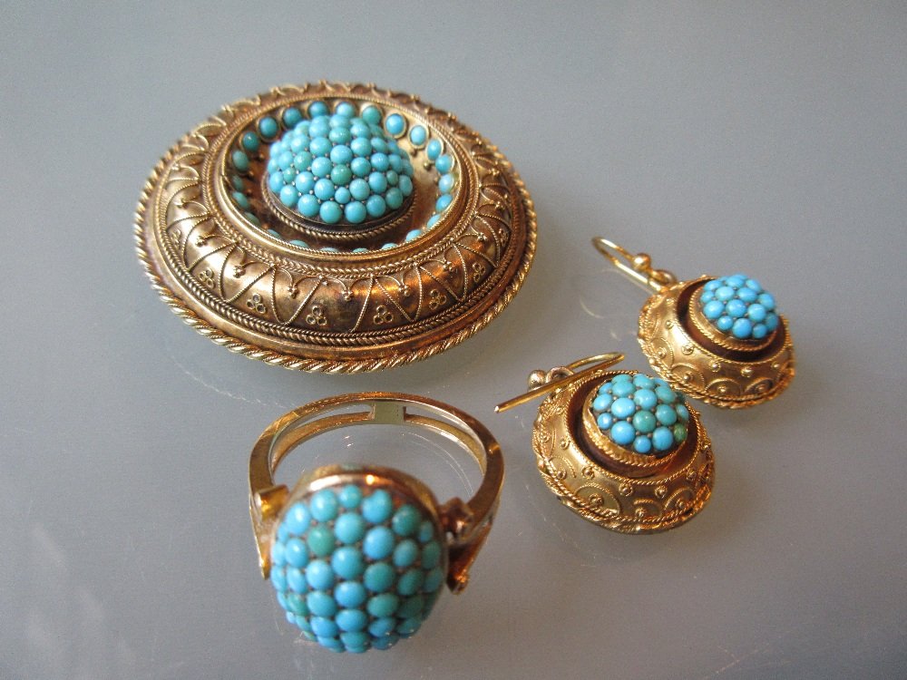 Victorian circular gold Etruscan style brooch set (1 of 1)