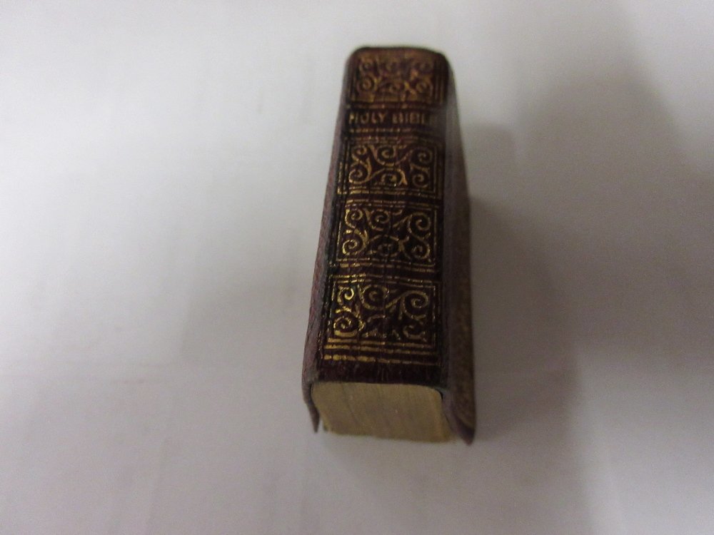 Miniature leather bound bible dated 1896 (1 of 1)