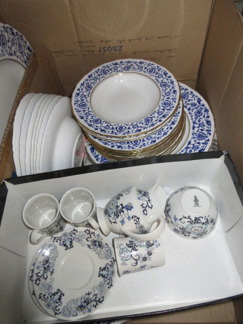 Royal Worcester Montserrat pattern nine place setting (1 of 1)