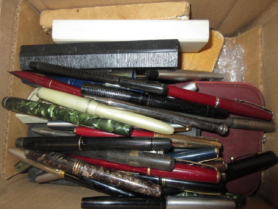 Large quantity of various fountain pens including (1 of 1)