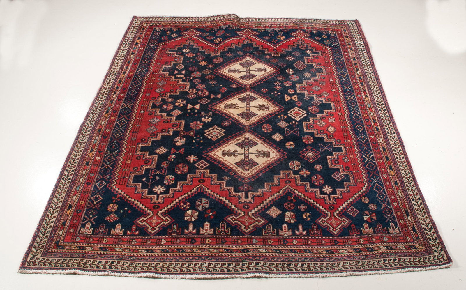 5'7" x 7'2" Seerjon rug: 5'7" x 7'2" Seerjon rug