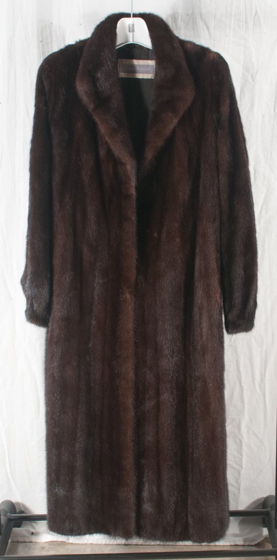 Maison Blanche full length mink fur coat, 51" long: Maison Blanche full length mink fur coat, 51" long
