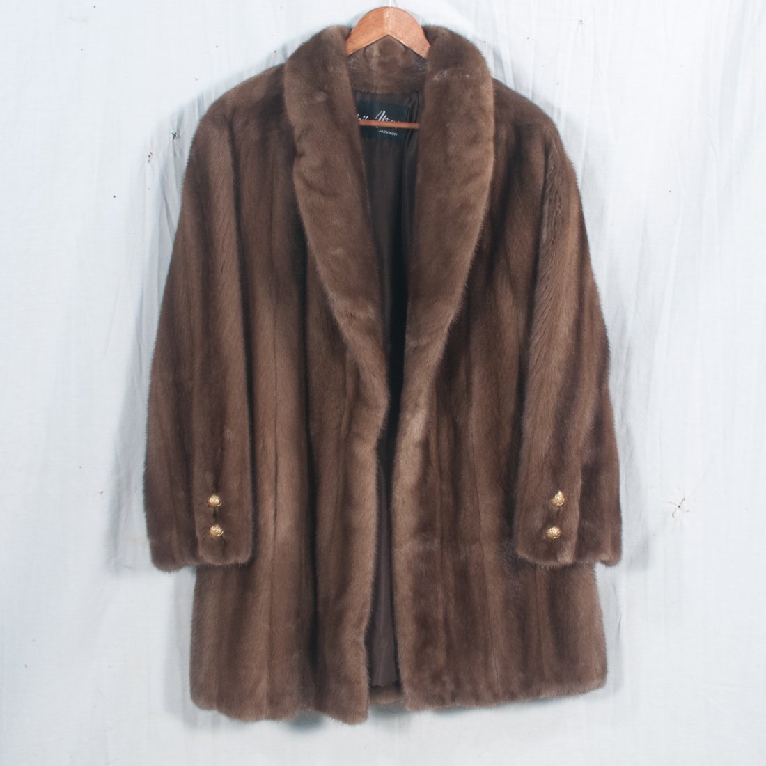 Brown mink jacket from Maison Weiss (1 of 2)