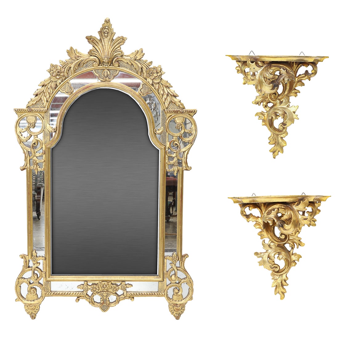 Early 20th C. Italian Style Gold Gilt Wall Mirror and Pair of Giltwood Wall Brackets (1 of 12)