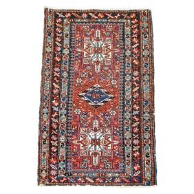 2'3" X 3'11" Rug