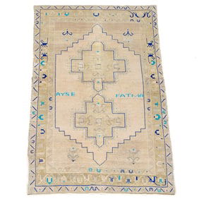3'10" X 6'10" Oushak Rug