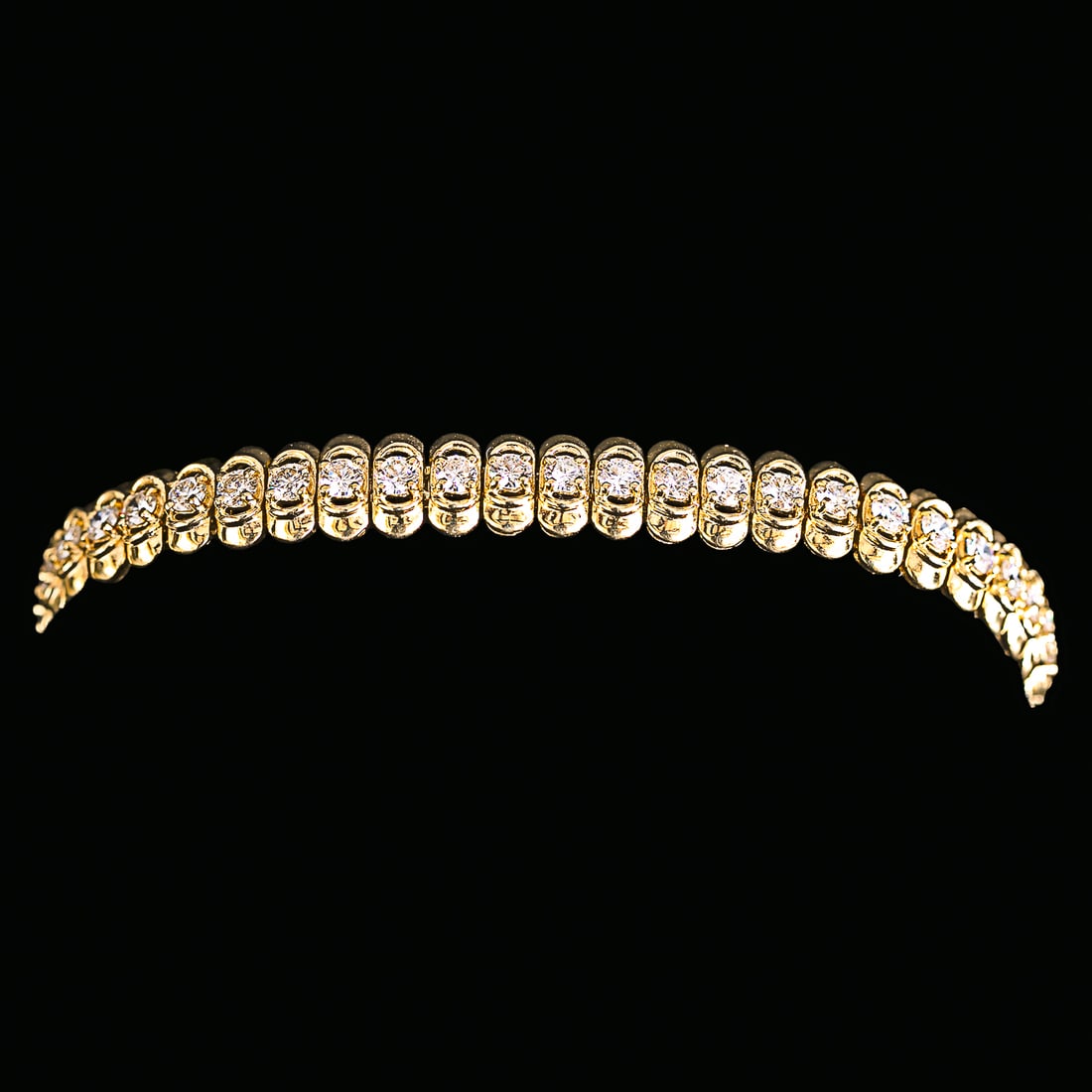 7 Inch 18K Yellow Gold Natural Diamond Bracelet: 7 Inch 18K Yellow Gold Natural Diamond Bracelet, Consisting of Forty-Seven (47) Round Brilliant-Cut Natural Diamonds Weighing 5.10 Carats. Diamonds are G in Color and VS in Clarity. Bracelet Weighs 20