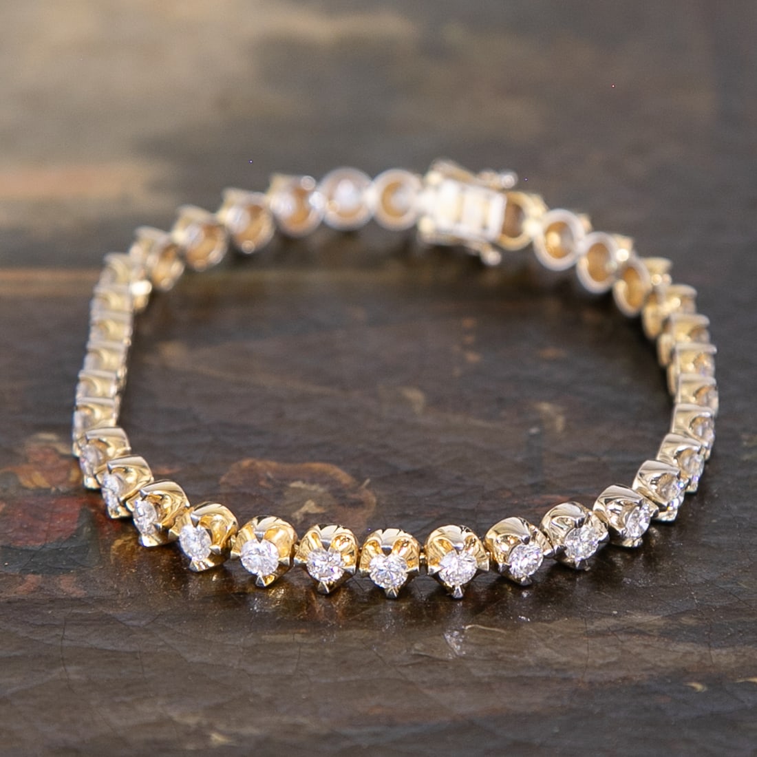 7 Inch 18K Yellow Gold Natural Diamond Bracelet: 7 Inch 18K Yellow Gold Natural Diamond Bracelet, Consisting of Thirty-Five (35) Natural Round Brilliant-Cut Diamonds Weighing a Total of 4.00 Carats. Diamonds are F-G in Color and SI in Clarity.
