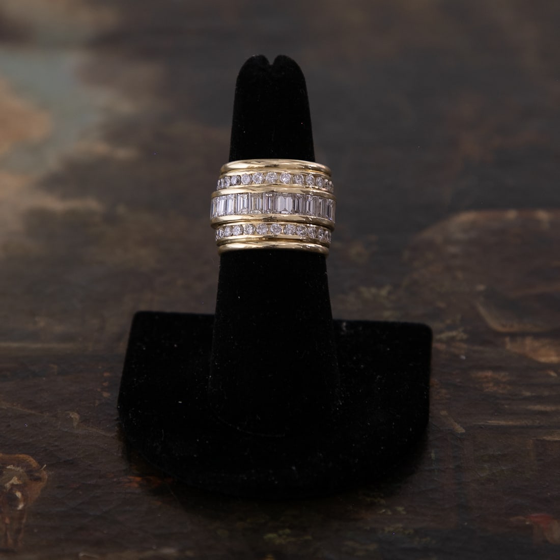 18K Yellow Gold Natural Diamond Eternity Ring, Size 6.5 (1 of 7)