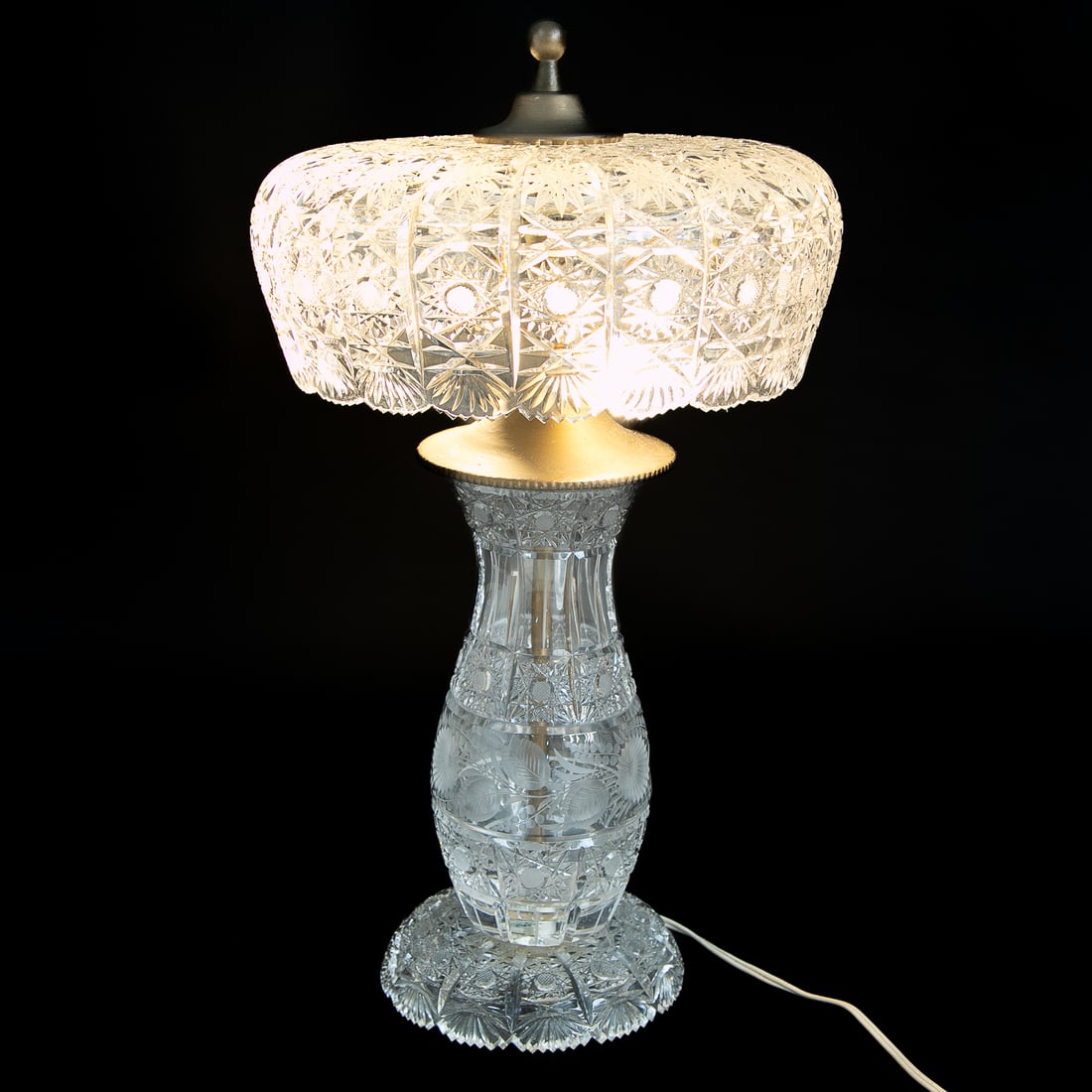 Vintage Cut Glass Table Lamp (1 of 6)
