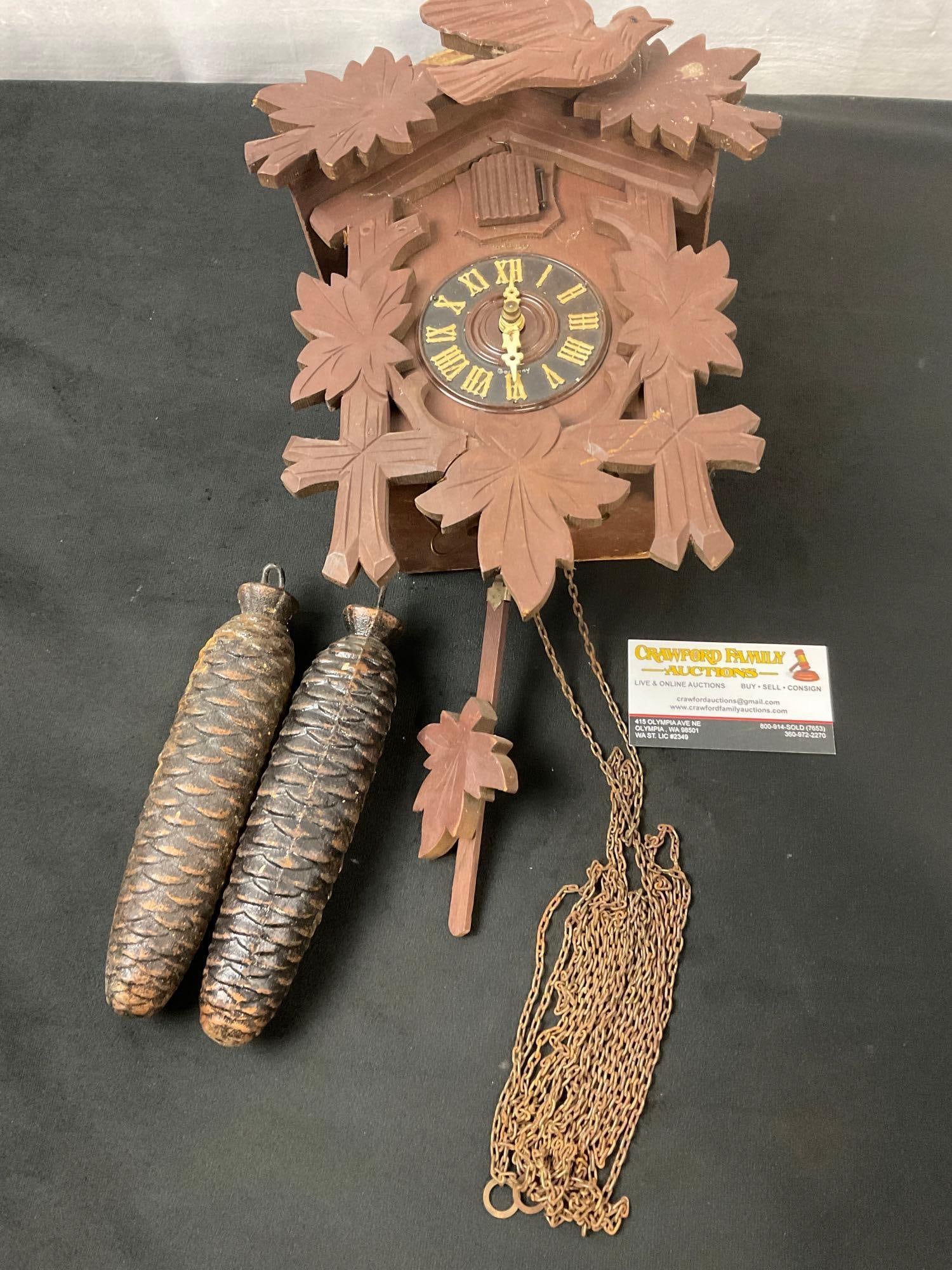 Black Forest Style Swiss Cuckoo Clock German made (1 of 1)