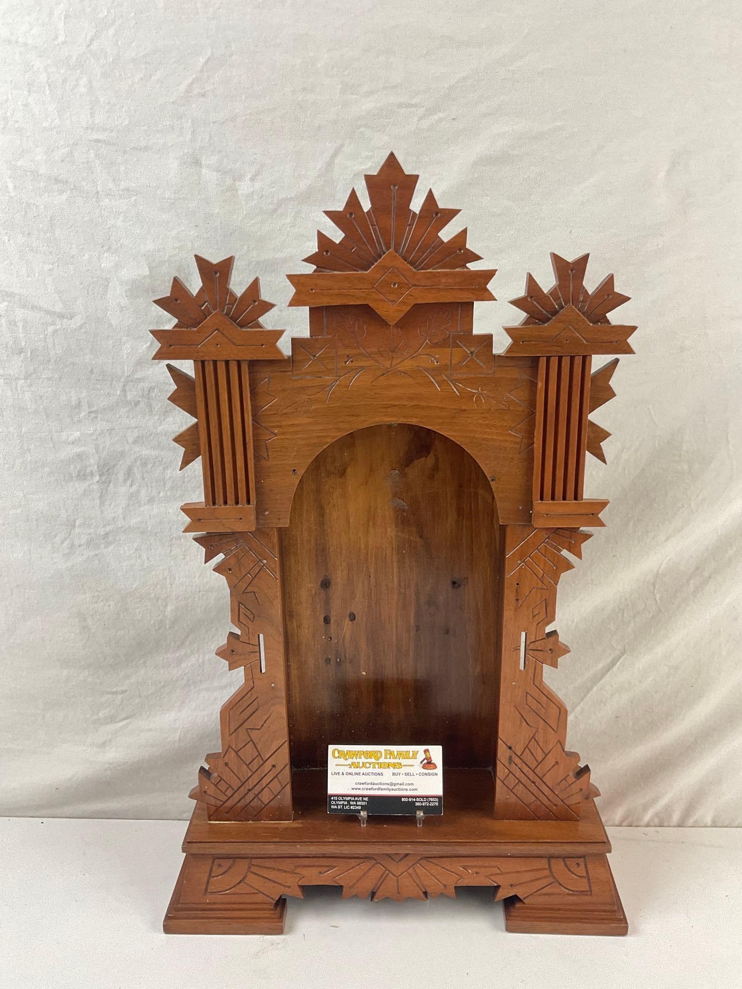 Vintage Wooden Clock Frame made by the Wm. M. Gilbert Clock Factory. See pics.: Vintage Wooden Clock Frame made by the Wm. M. Gilbert Clock Factory. Condition is fair to good. Measures 22" x 14" DM-2559