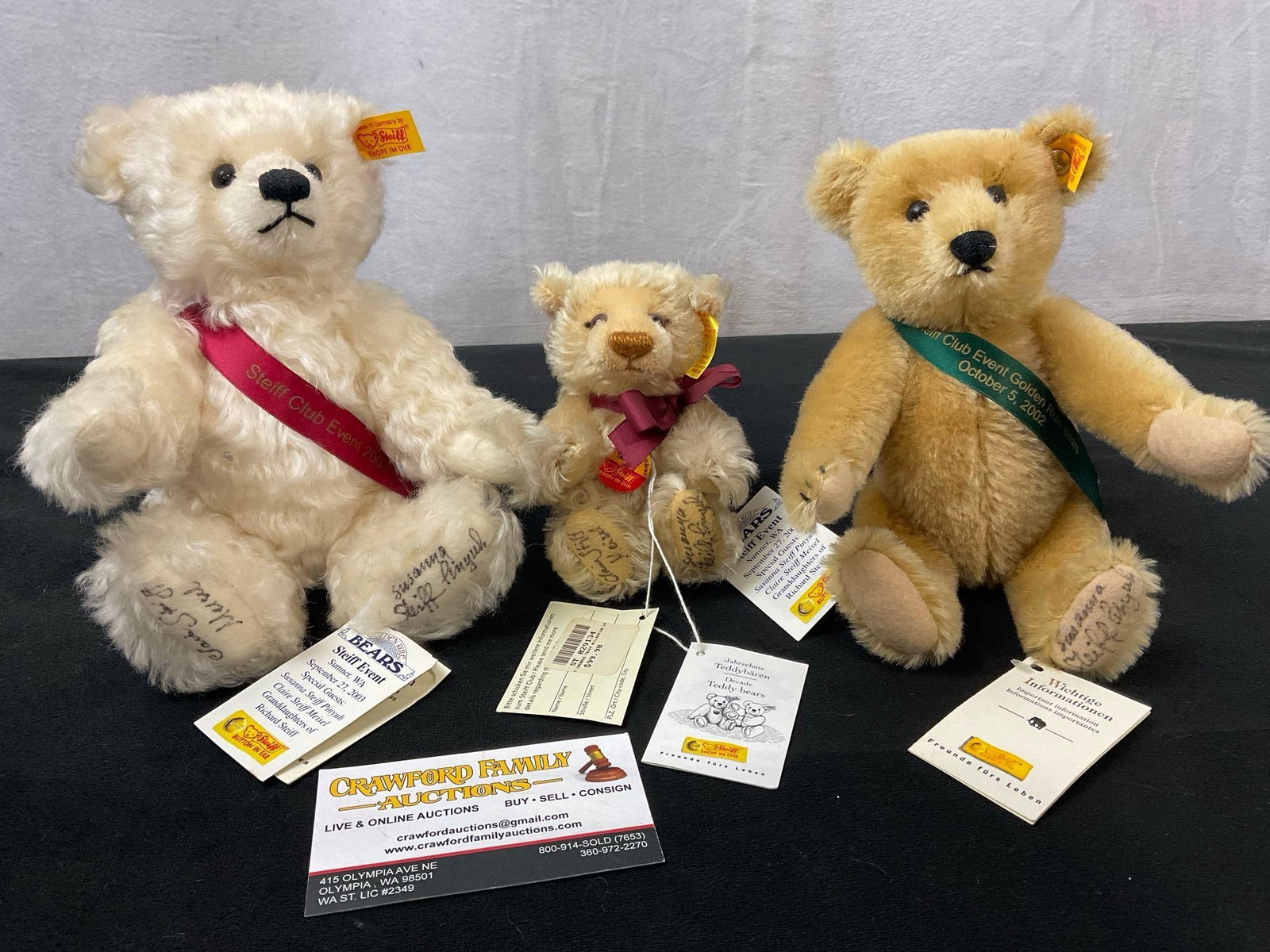 Three Signed Steiff Bears, 3 paws are signed by Susanna, 2x signed by Sara (1 of 5)