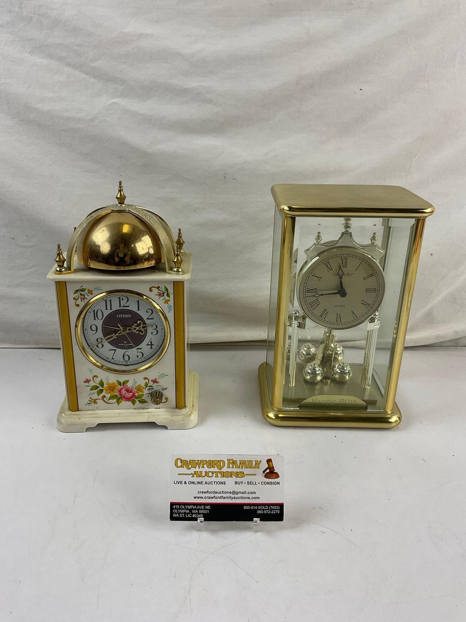2 pcs Vintage Desk Clocks. Citizen Composite Clock & Danbury Brass & Glass Clock. See pics. (1 of 5)