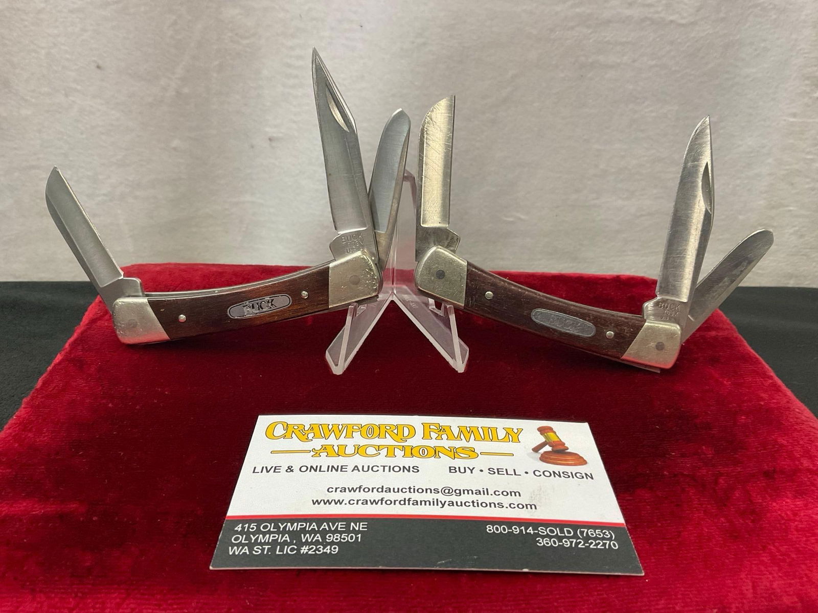 Pair of Vintage Buck 703 Colt Stockman Rosewood, Triple Blade Knives (1 of 4)