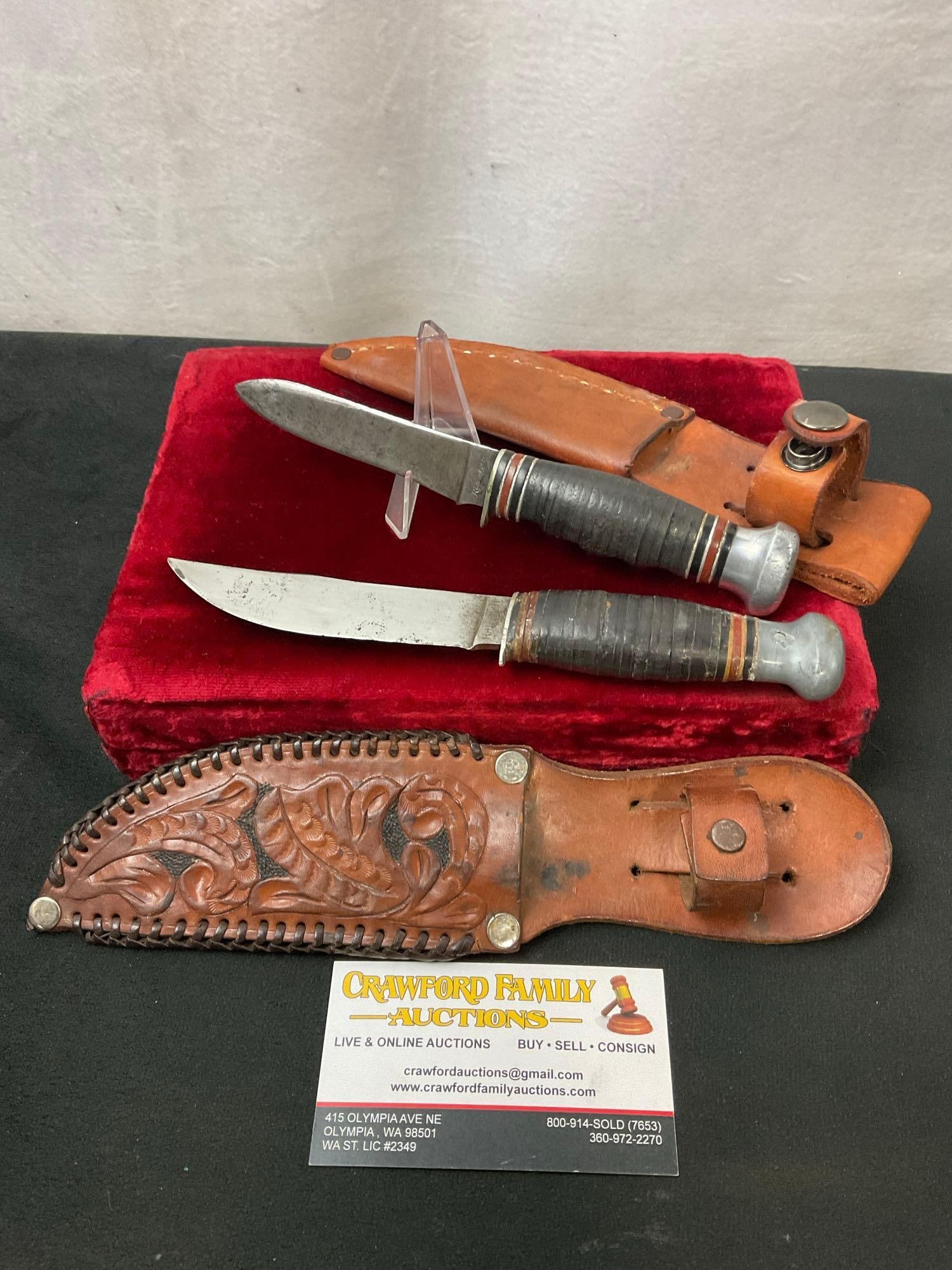 Pair of Vintage Remington Fixed Blade Knives, 1x RH-51 & 1x RH-71 w/ leather sheaths, 1 w/ fine w...: Appears to be in good shape. The blades measure approx 3.5-4 inches long. All of these knives come from the same large collection. See pics. E-2504