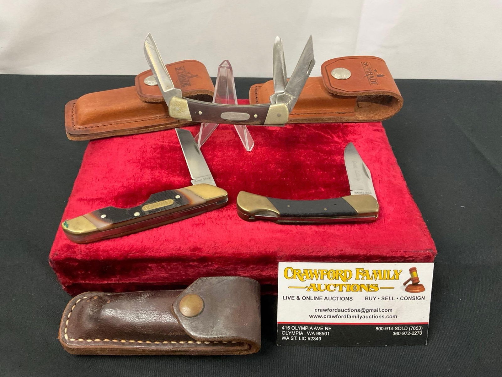 Trio of Folding Pocket Knives, Buck 703 Stockman, Schrade Old Timer 19OT, Japanese Buck Clone (1 of 4)