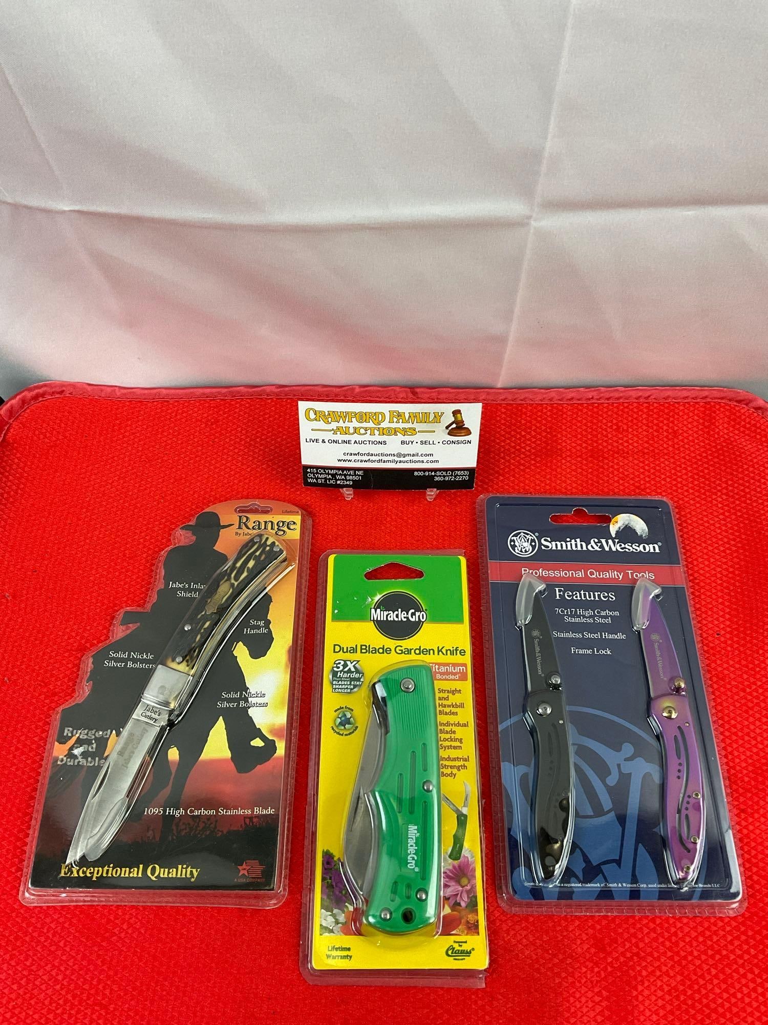 3 pcs Steel Knife Assortment, 1x Smith & Wesson, 1x Jabe's Cutlery, 1x Miracle Gro. NIB. See pics. (1 of 4)