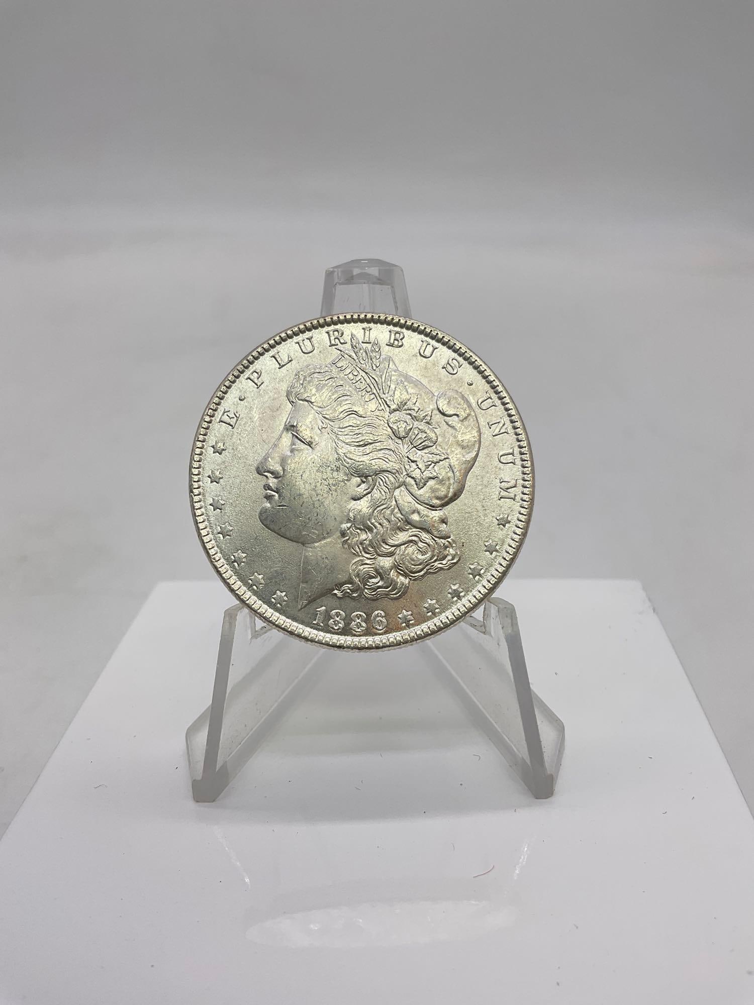 Antique 1886-P Silver Morgan Dollar Coin in good condition (1 of 4)