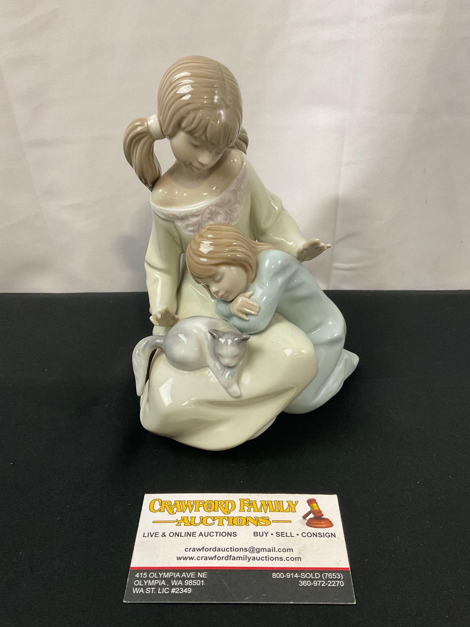 Vintage Lladro Figurine Little Sister #1534 Retired (1 of 5)