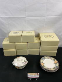 20 pcs Modern Mikasa China Dinner Set Assortment in Garden Harvest Pattern CAC29 NIB. See pics (1 of 5)