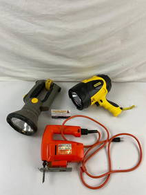 3 pcs Power Hand Tools Assortment. 2 pc Stanley Lights, 1 Black & Decker Jig Saw. See pics. (1 of 6)