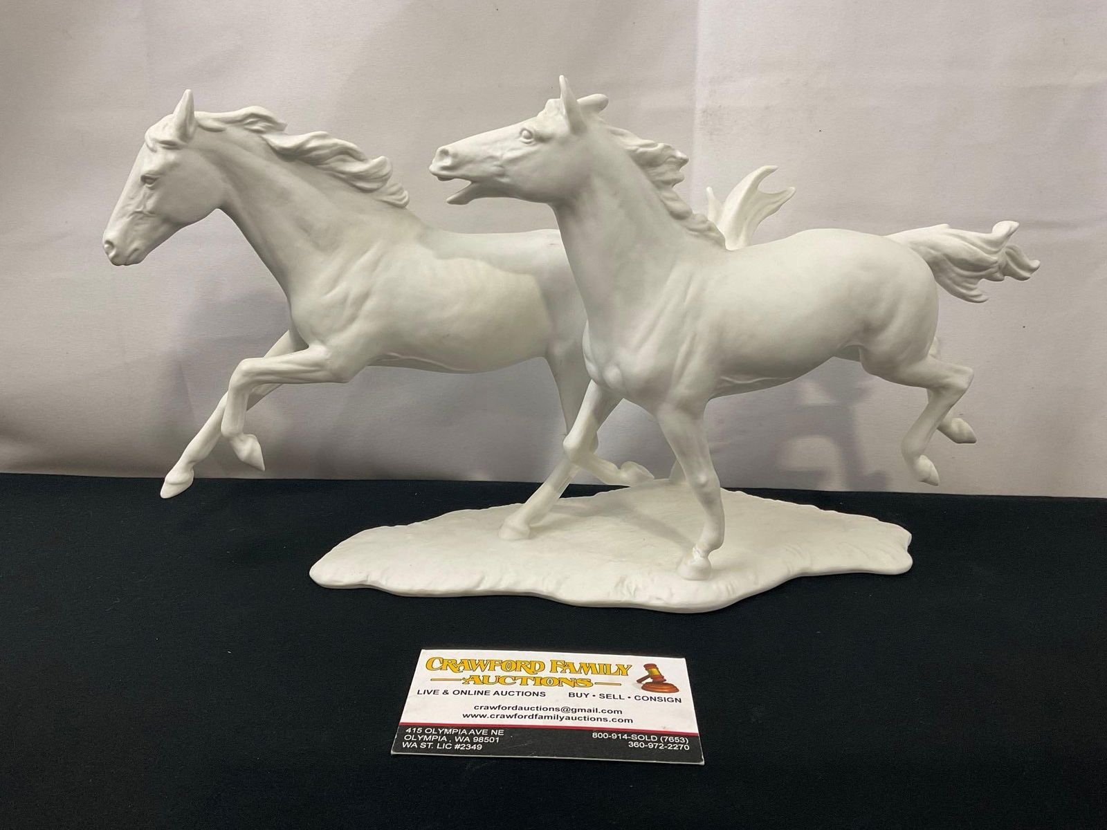 Vintage Kaiser White Bisque Porcelain Pair of Horses Running Statue (1 of 5)