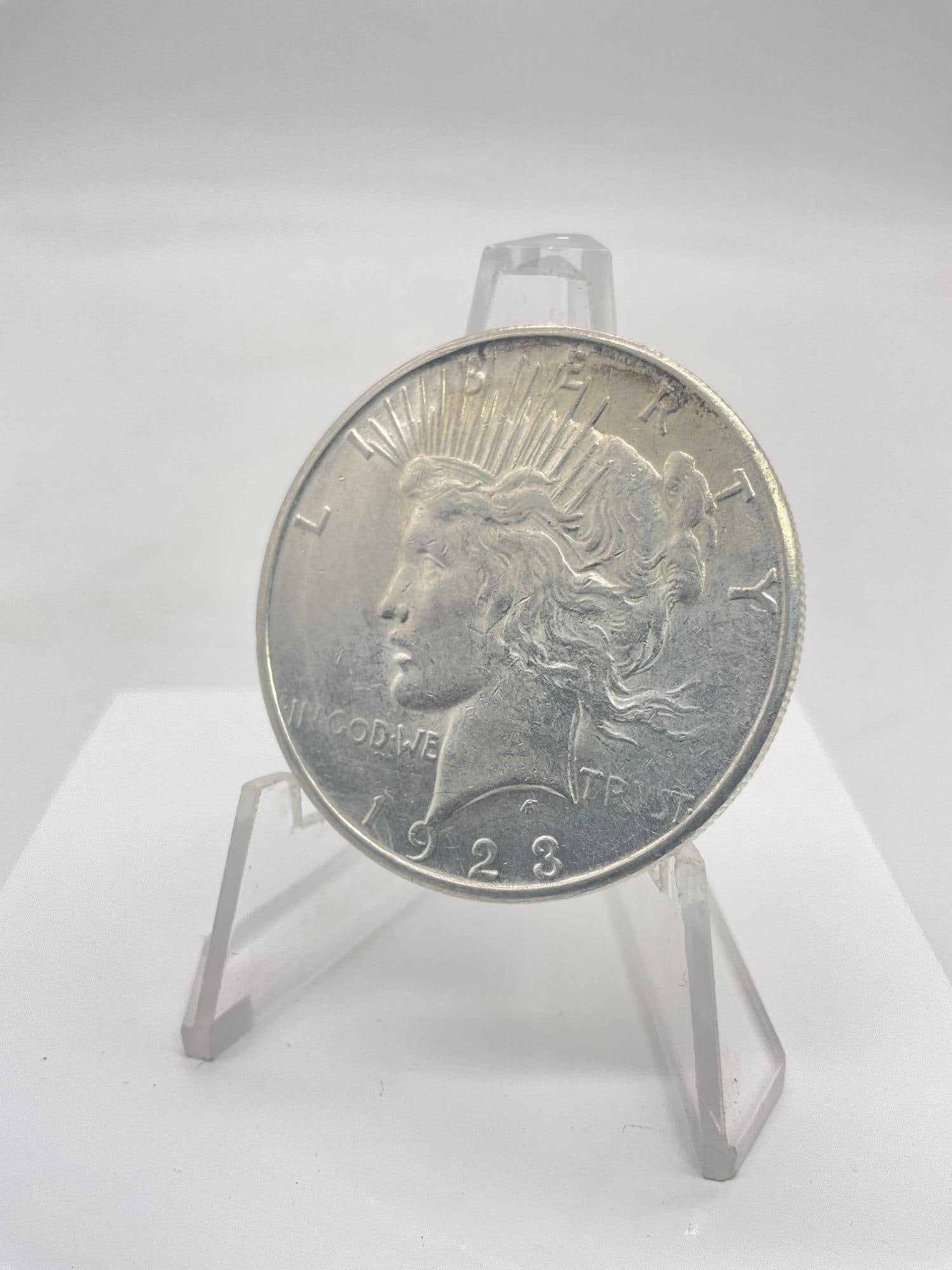 Antique 1923-D Better date Peace Dollar silver coin (1 of 4)
