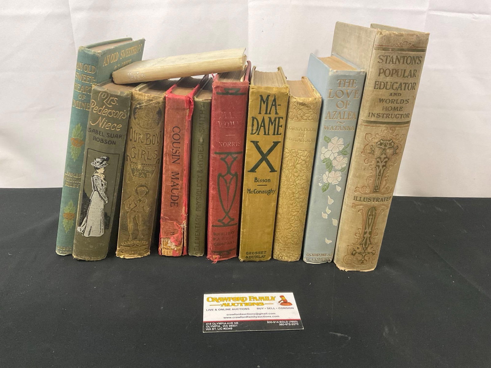 Antique Collection of Books incl. Lorna Doone, Our Boys and Girls, Cousin Maude, An Old Sweethear...: of mine. 11 books, from the copyright seems to be around the early 20th century, about 1900-1910. Appears to be in fair to good shape for the age of the books. See pics. E-2682
