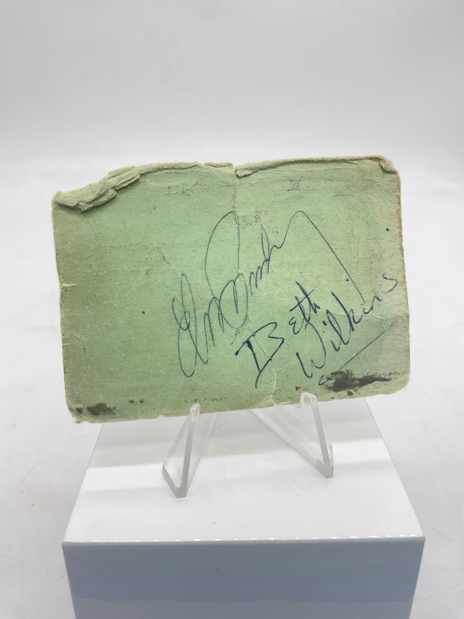 Washington State Cougars 1961-62 Dining hall card Signed By Elvis Presley from 1962 worlds Fair: The consignor was in his First year of college at Washington State University, and on a break went to the 1962 worlds fair where he meet Elvis Presley and got his signature on the back of his college