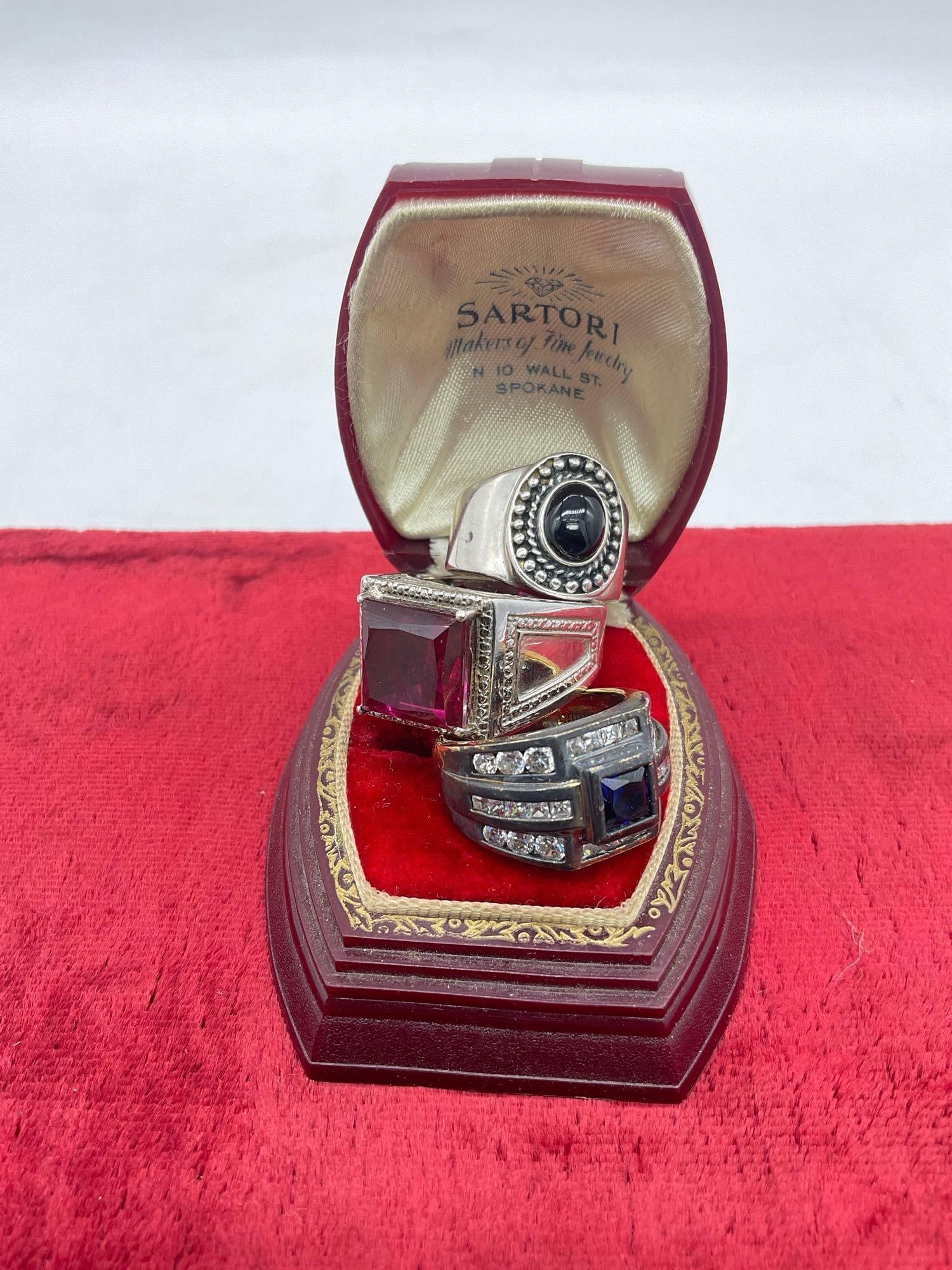 3x sterling silver rings incl. large ruby glass cocktail ring and classic Jet ring (1 of 4)