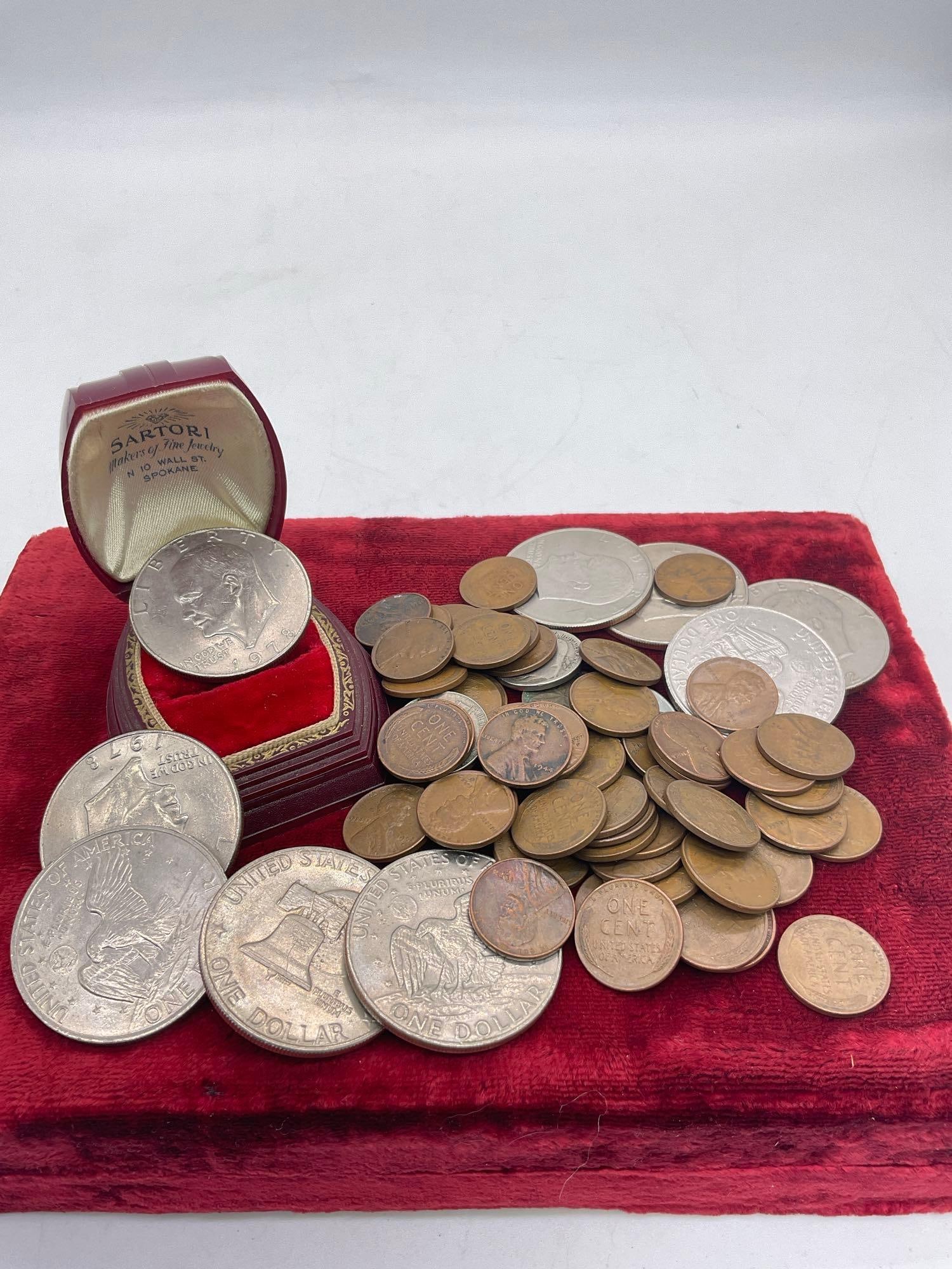 Nice selection of wheat pennys, 9 x Eisenhower Dollars ,1943 Silver nickel & No date Buffalo Nickel (1 of 4)