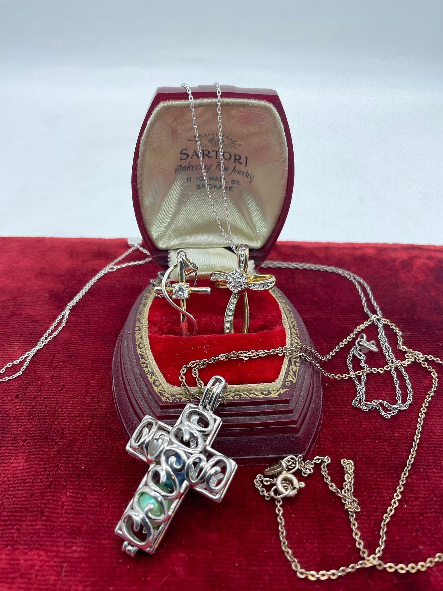 3x sterling silver necklaces with sterling cross pendants - various lengths and design (1 of 4)