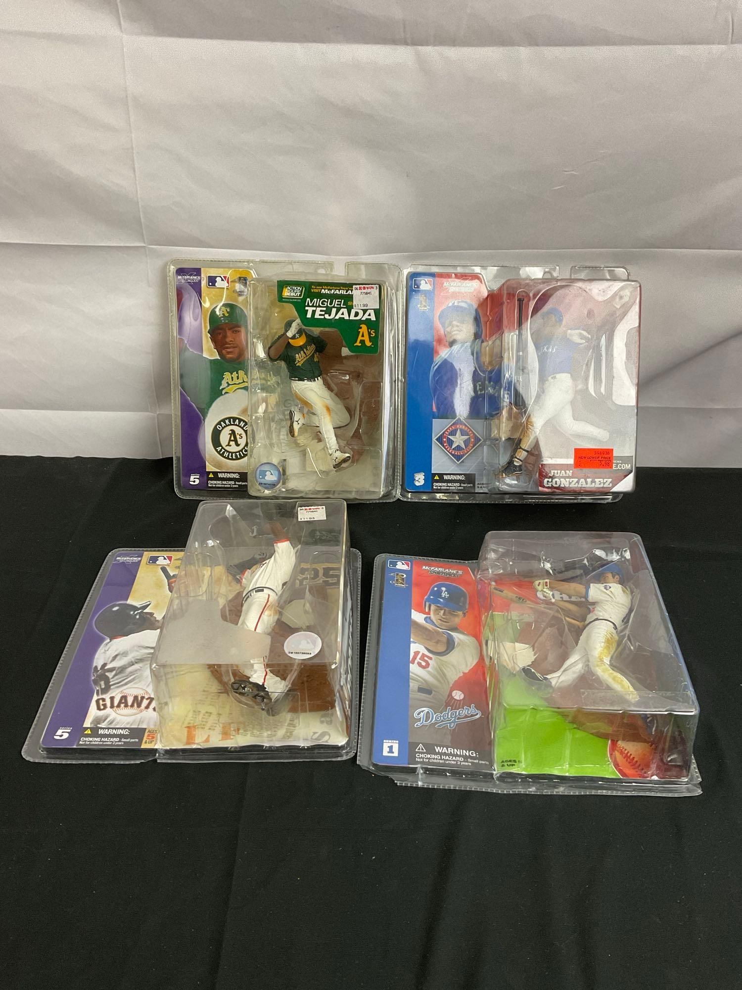 McFarlane's Sports Picks MLB Figures incl. Miguel Tejada, Juan Gonzalez, Shawn Green, Barry Bonds (1 of 5)