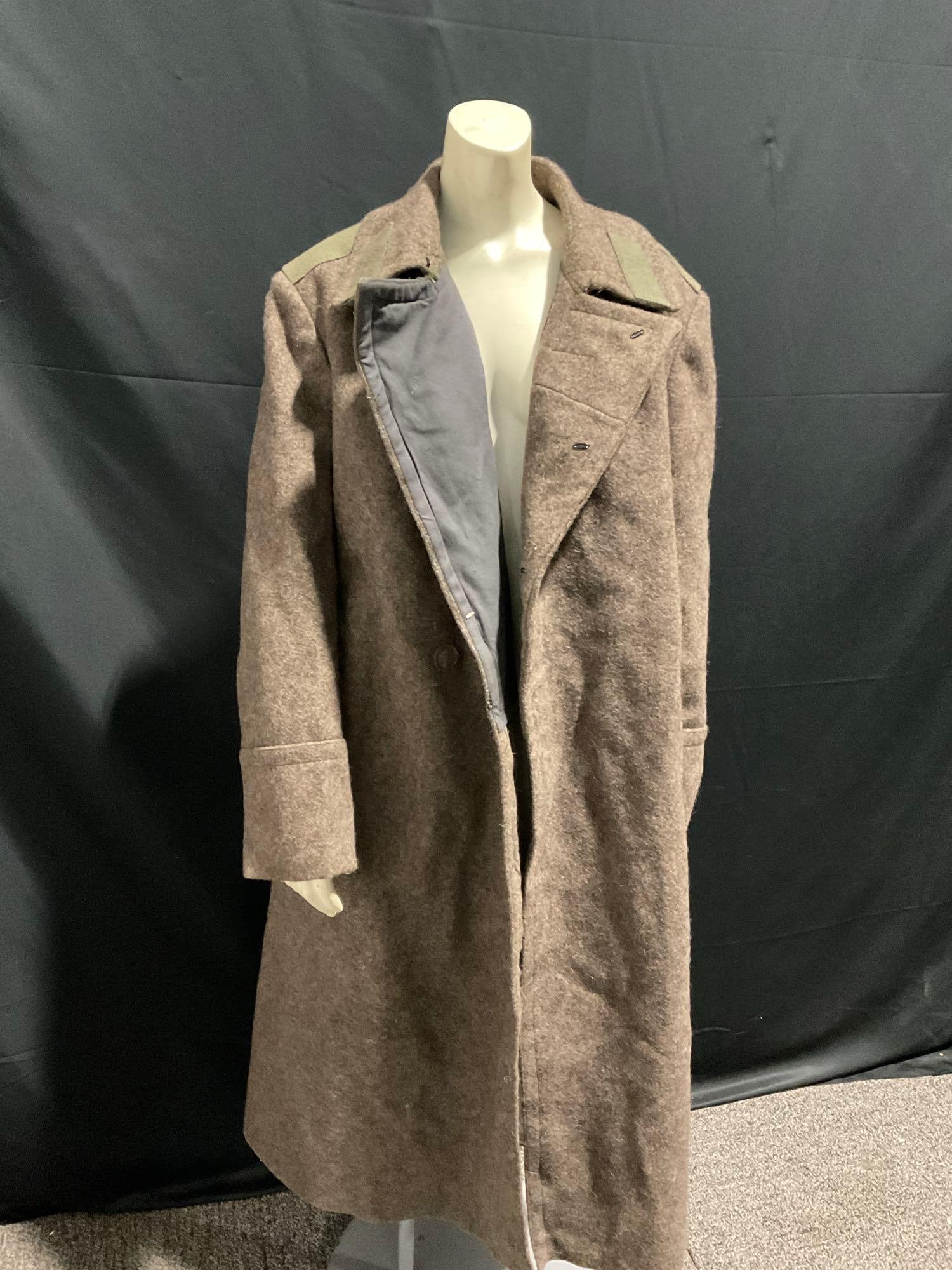 Vintage 1980s Soviet Military Wool Overcoat, Size 52-3 (1 of 5)