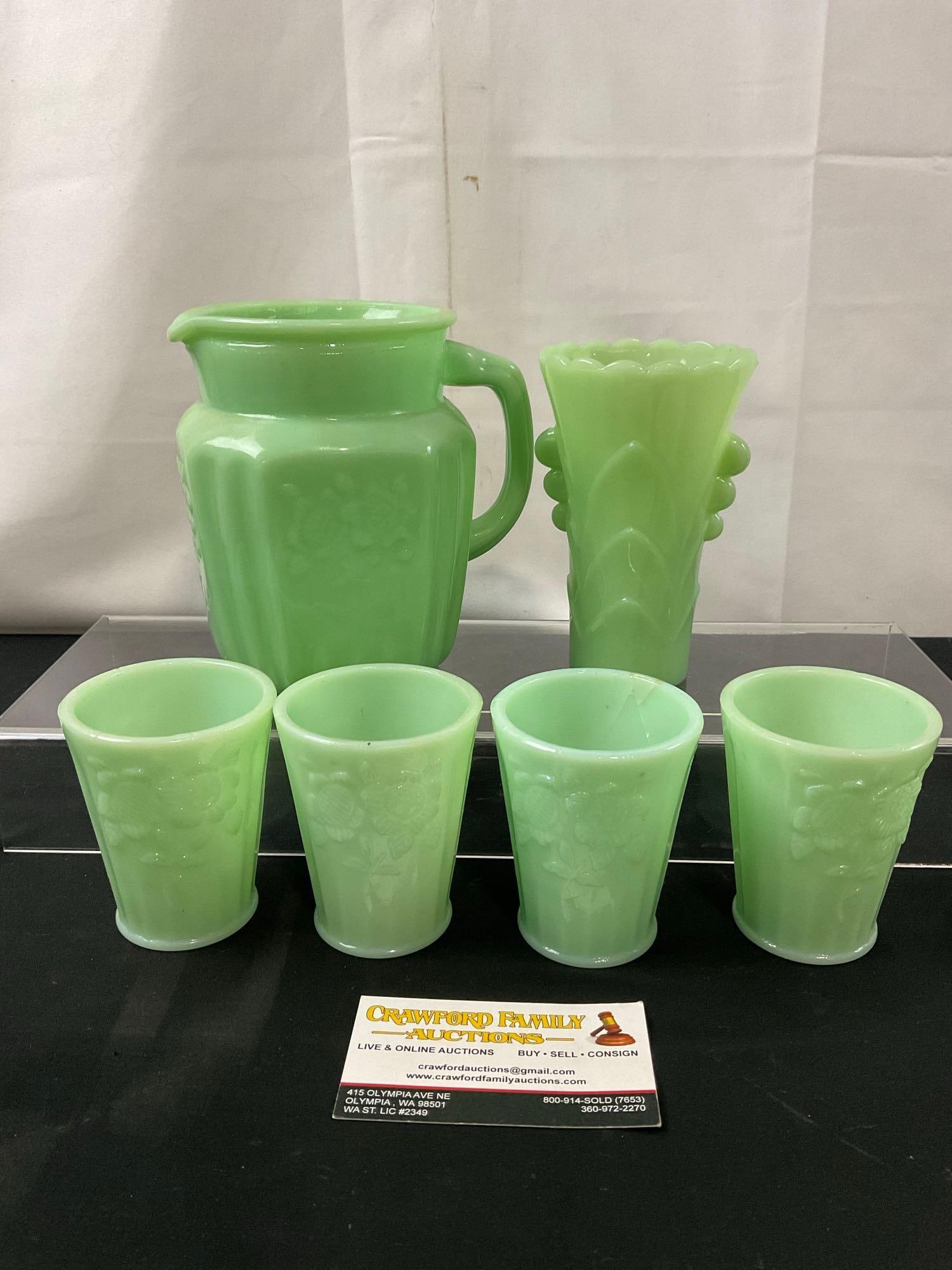 6 Beautiful Vintage Jadeite Glass pieces, Pitcher & set of 4 Cups, and Vase (1 of 4)
