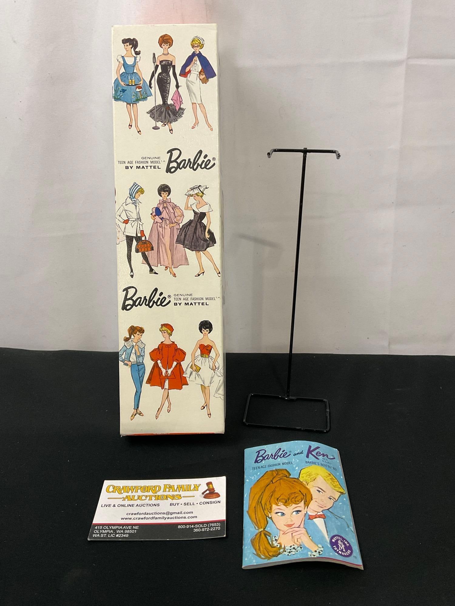 Poupée Barbie Vintage 1962 by Mattel from Japan Teen Age Fashion Model Piédestal