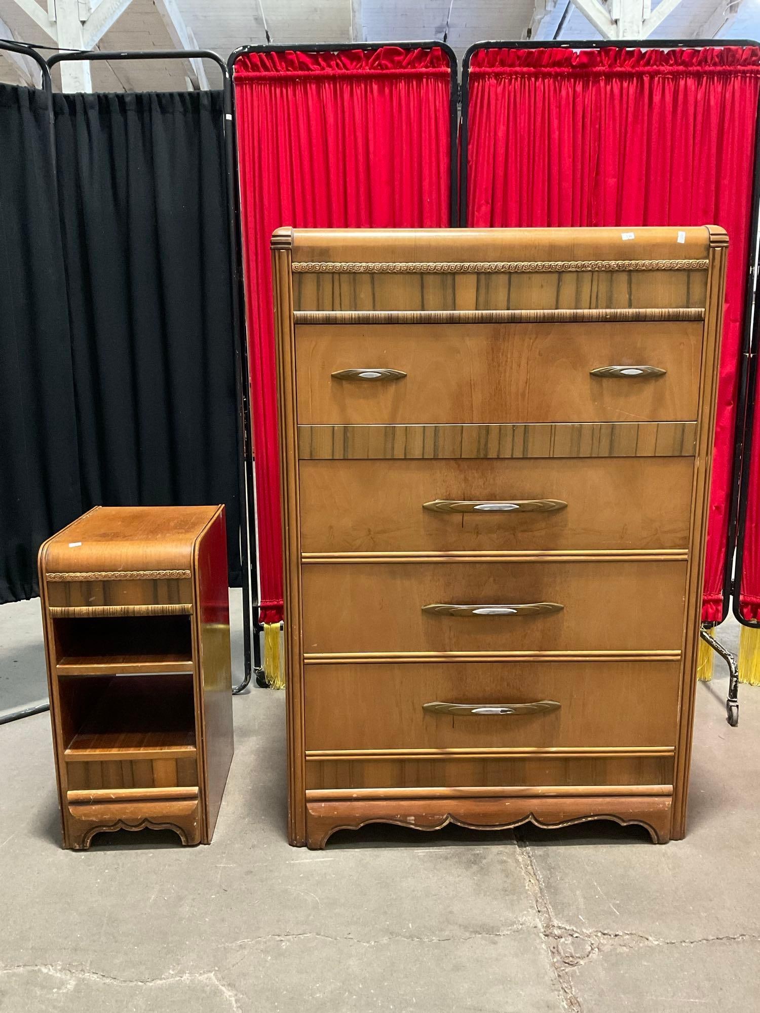 Antique Art Deco Style Oak Tallboy Dresser w/ 4 Drawers, Lovely Details & Matching Bedside Table. (1 of 10)