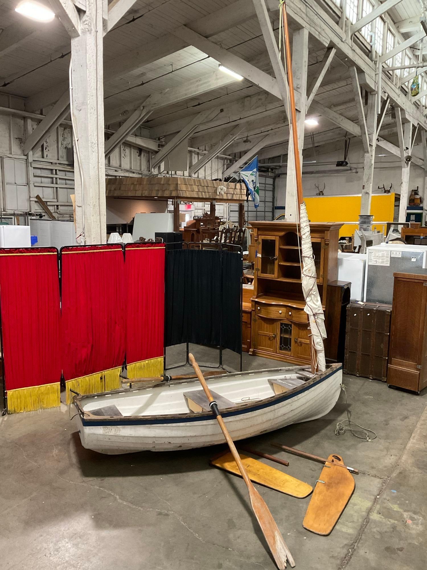 Vintage Ranger Minto 9-Foot Fiberglass Sailing Dinghy Boat w/ 15.6-Foot Mast & Admar Sail. See pi... (1 of 16)